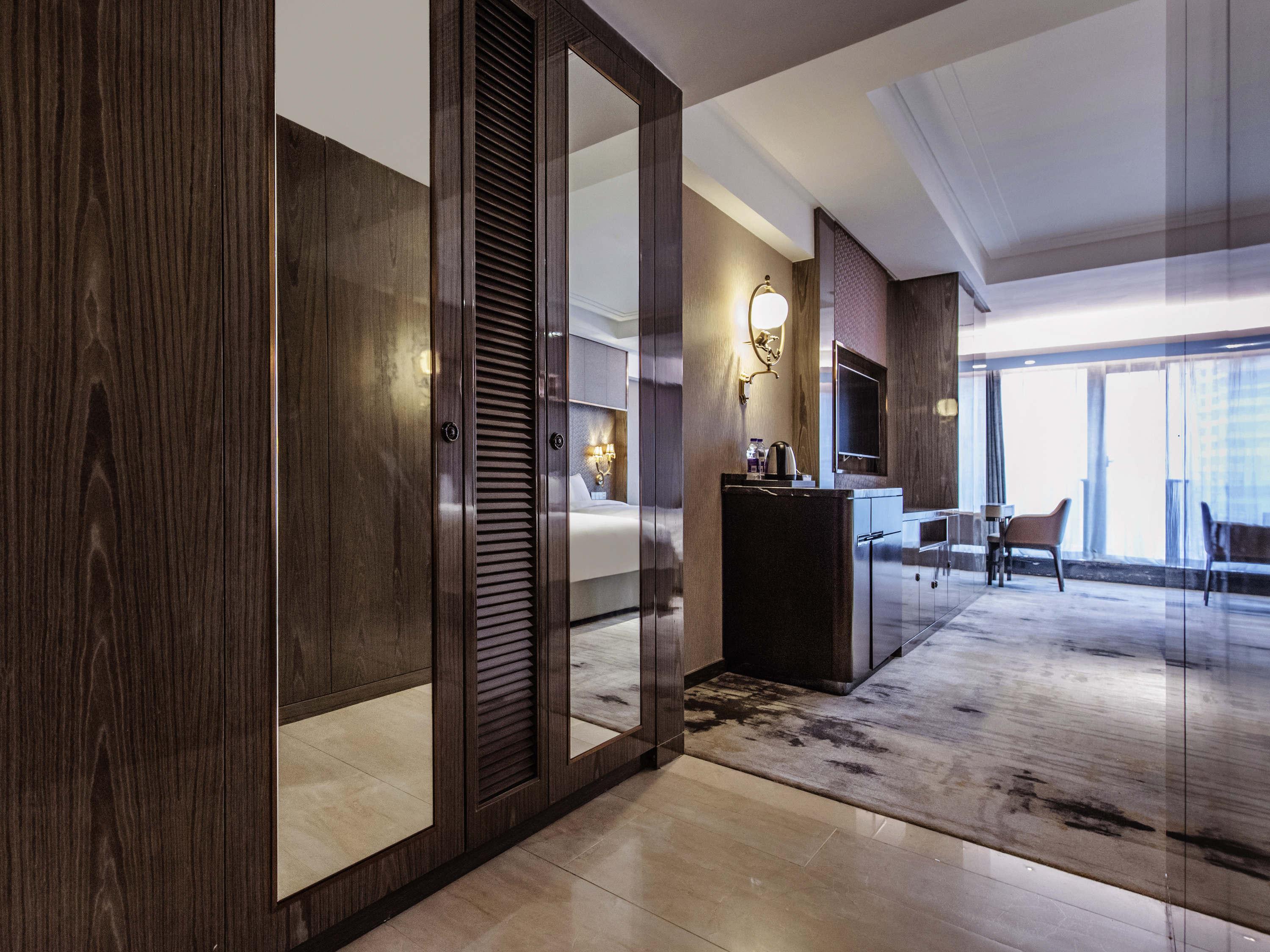Mercure Chongqing Downtown Εξωτερικό φωτογραφία